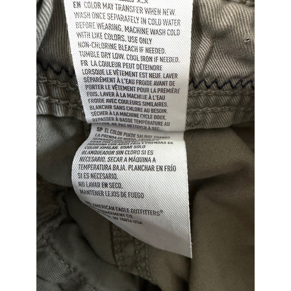 American Eagle Outfitters Men’s Cargo Shorts - Gray Green - Picture 4 of 12